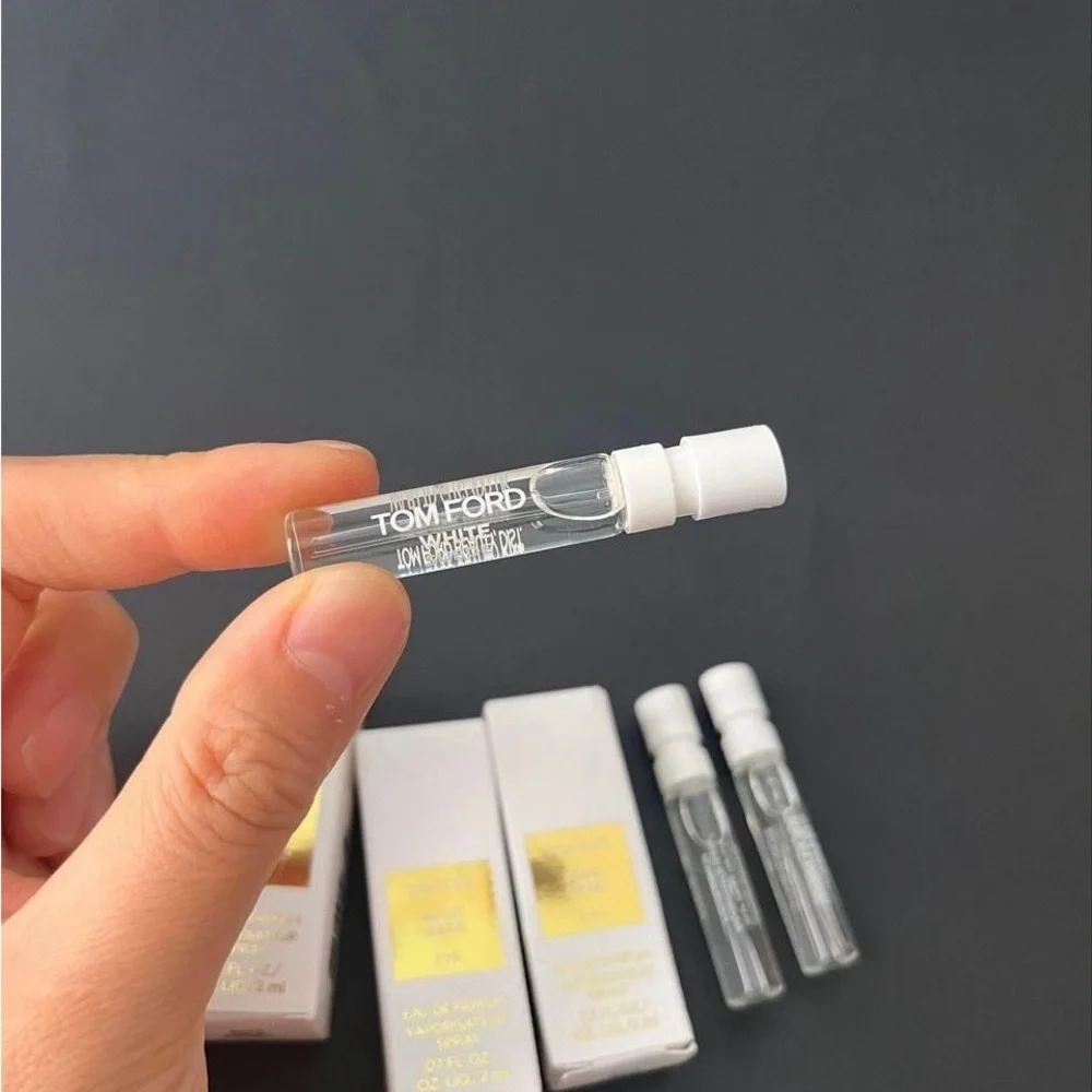 Tom Ford - Picture 3 of 7